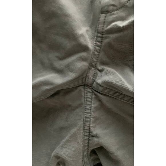 GAP LIVED-IN STRAIGHT LEG KHAKI PANTS, MENS, W32/L30, KHAKI GREY, MID RISE - Picture 8 of 11